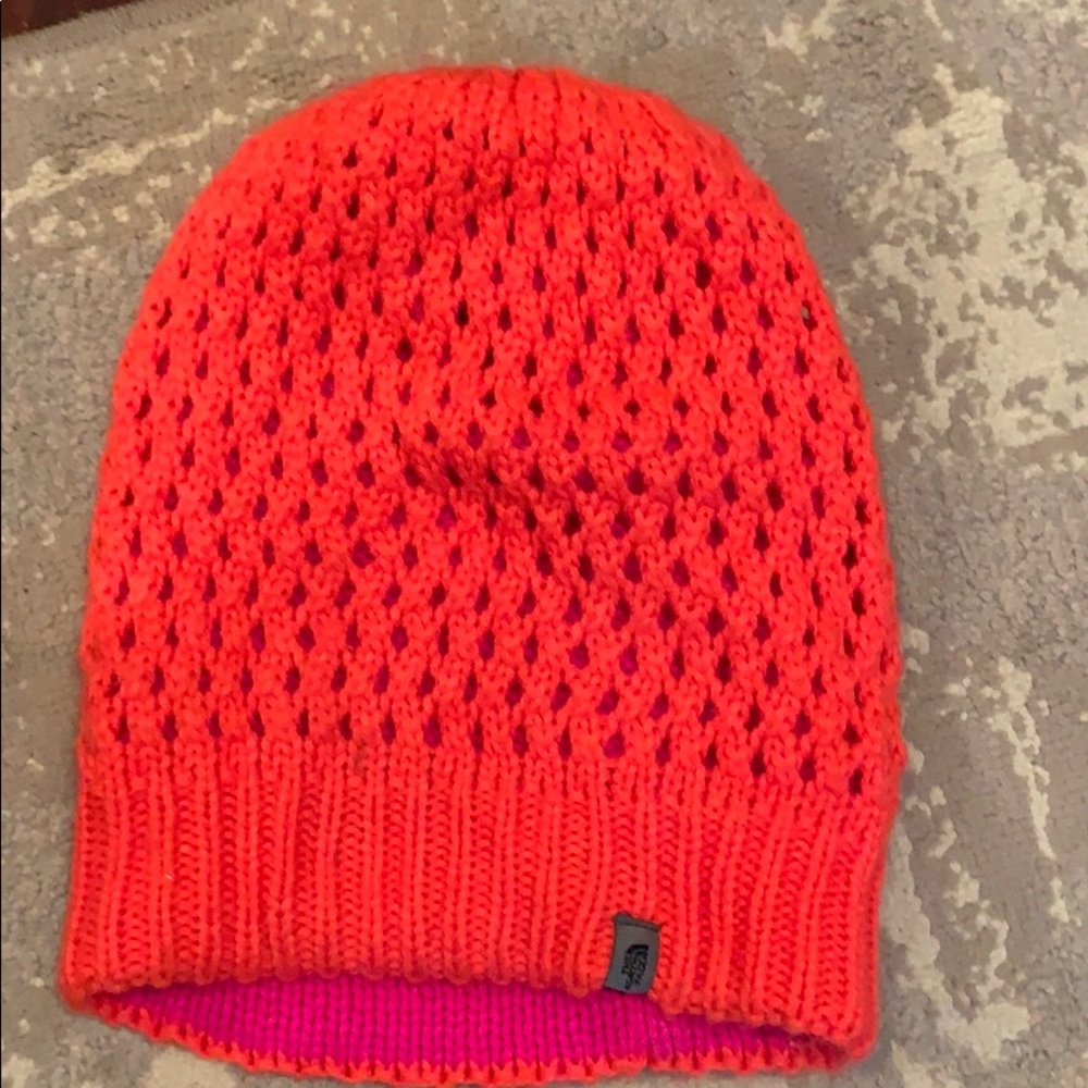 North face slouch beanie.